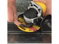 Esmerilhadeira 1/2"-5" 125mm 20V Max DeWalt sem Bateria e Carregador - 3