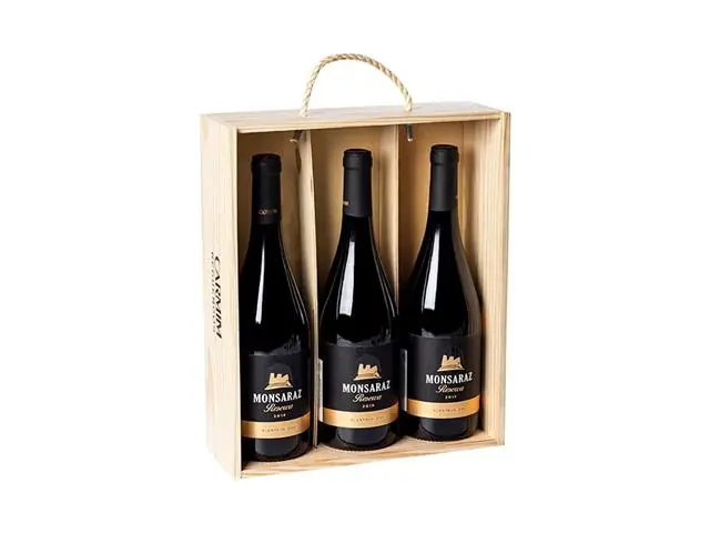 Kit com 3 Vinhos Portugueses Monsaraz Reserva DOC e Caixa de Madeira