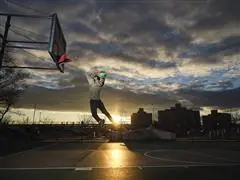 Bola de Basquete Wilson NBA Team Tiedye Milwaukee Bucks 7 - 1