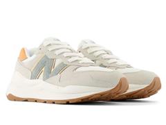 New Balance Women's 5740