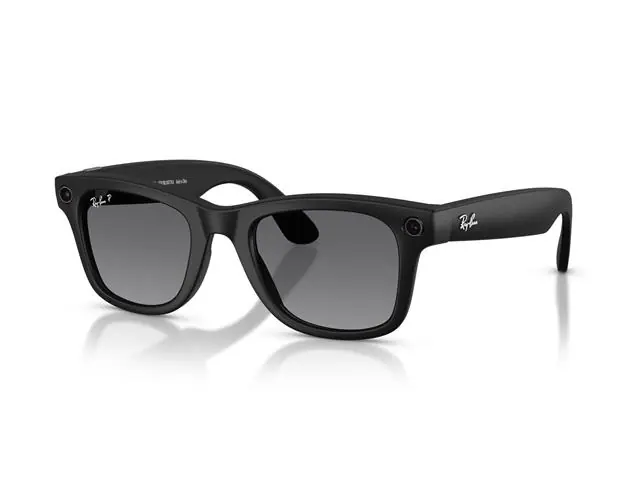 Ray-Ban Meta Wayfarer Matte Black | Polar Gradient Graphite
