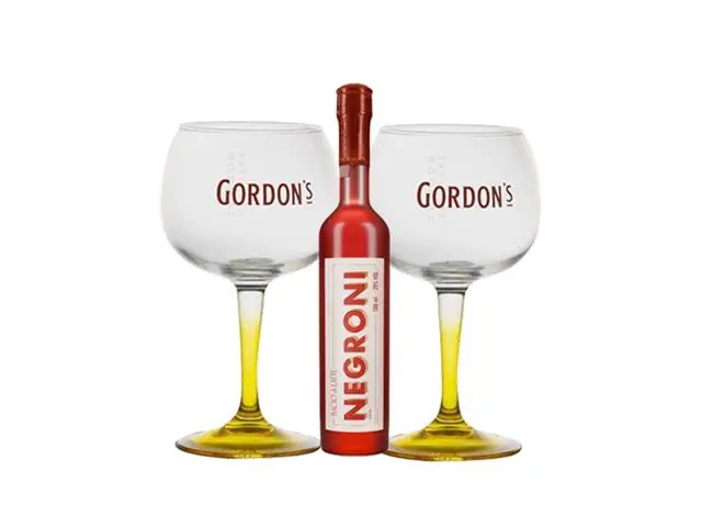 Combo Essencial Bacio di Latte: Negroni 500ml + Taças Gin Gordon’s Yel