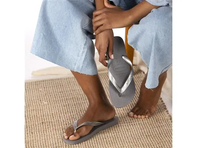 Chinelo Havaianas Top Fc Cinza Aco Tam 41-42