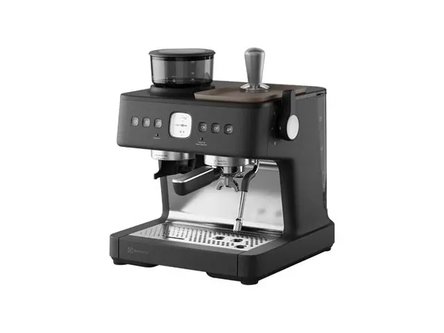 Cafeteira Electrolux Expert Preta com Moedor Integrado 220W