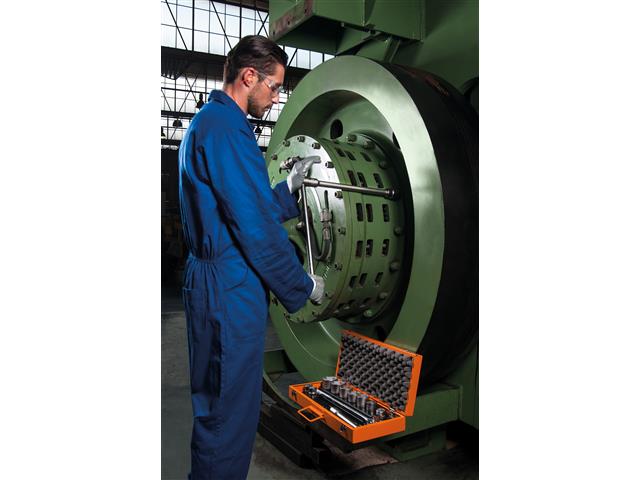 Maleta com Soquetes Estriados Tramontina 3/4" 14 Peças - 1